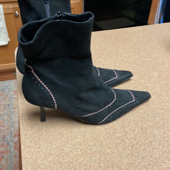 Rebecca Sanver Ankle Boots - Picture 2 of 11